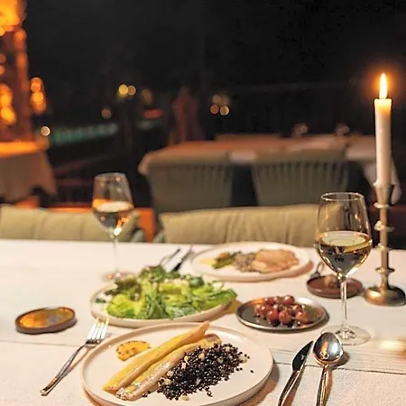 فندق Izz Getaway - Adult Only 3*